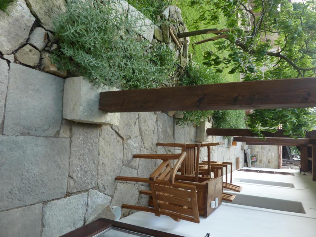 Holubník statečných žen králových Hotel Luže Exterior foto